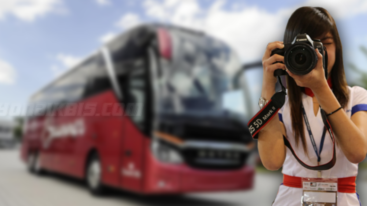 Bus Indonesia Photographer