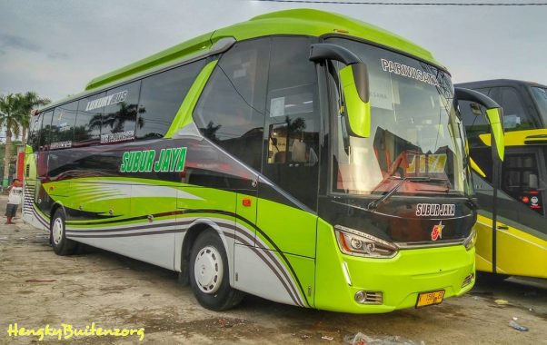 Bus Pariwisata Subur Jaya