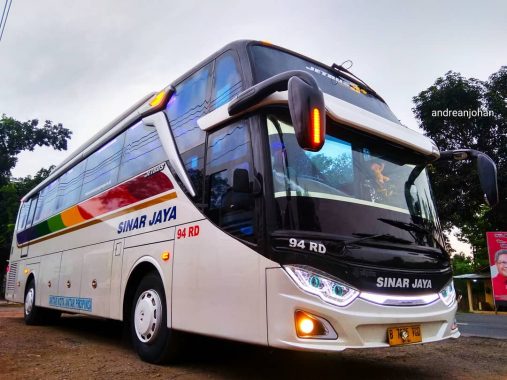 Bus Sinar Jaya Jetbus 3+ HDD