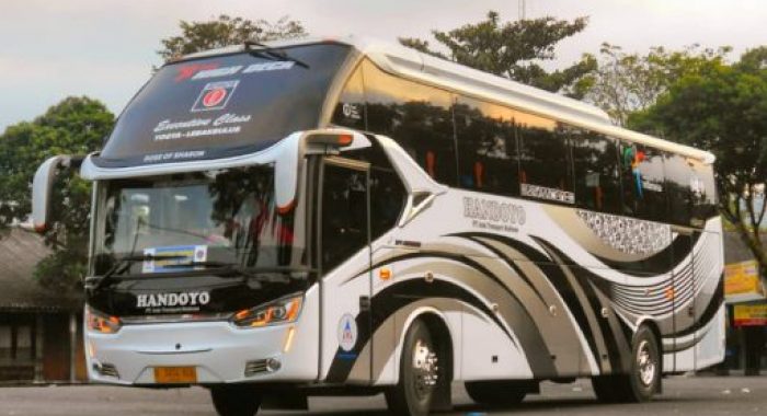 Bus Handoyo Legacy SR2