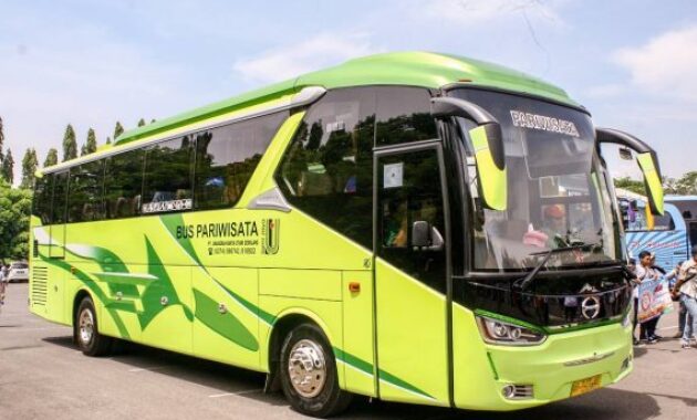 Bus Parwis Tami Jaya