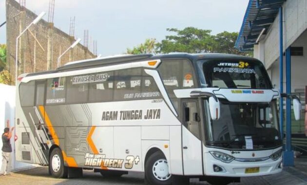 Bus Agam Tungga Jaya
