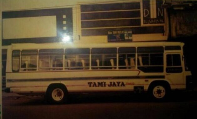 Bus Klasik Tami Jaya