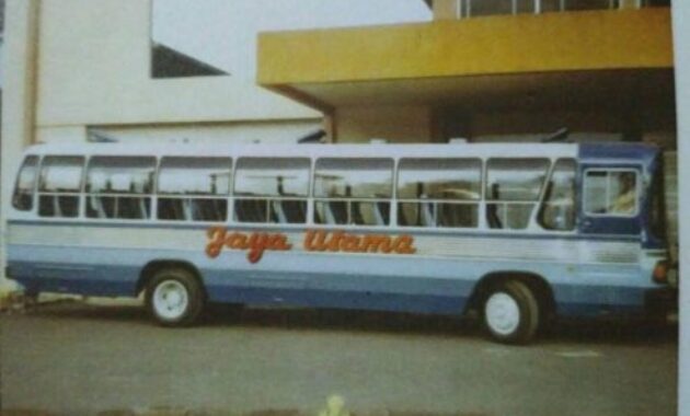 Bus Jaya Utama