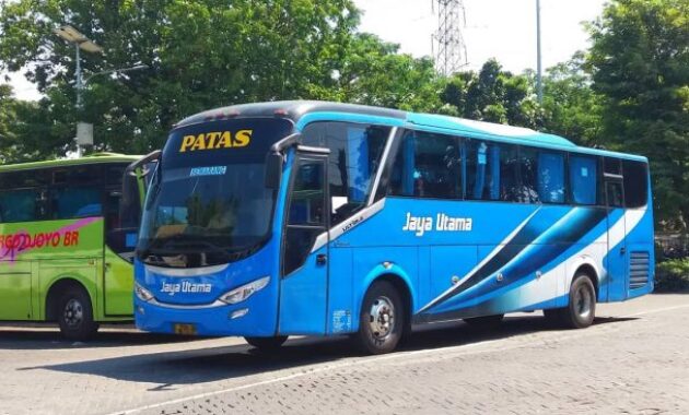 Bus JPATAS Surabaya