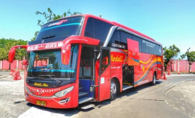 Bus Medali Mas Jakarta Malang