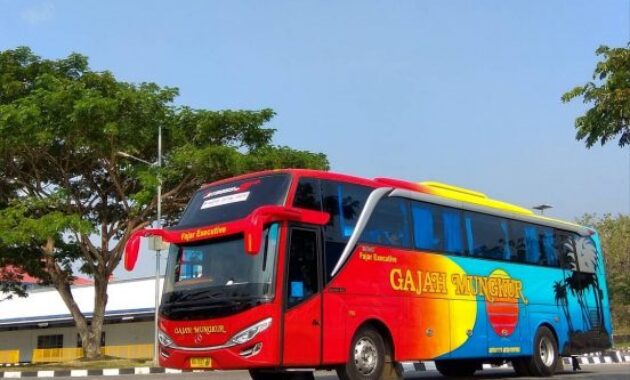 Bus Gajah Mungkur