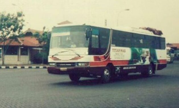 Bus Titian Mas