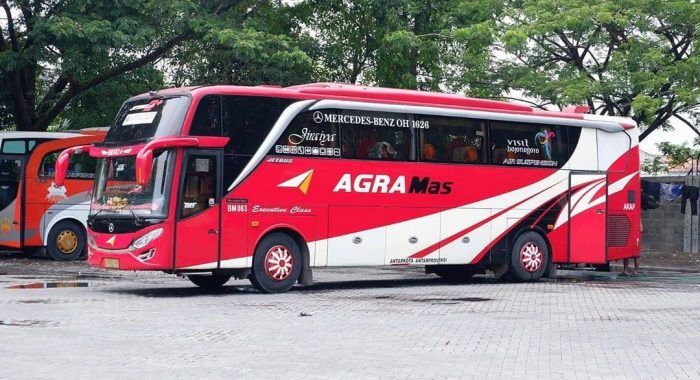 Bus Agra Mas AKAP