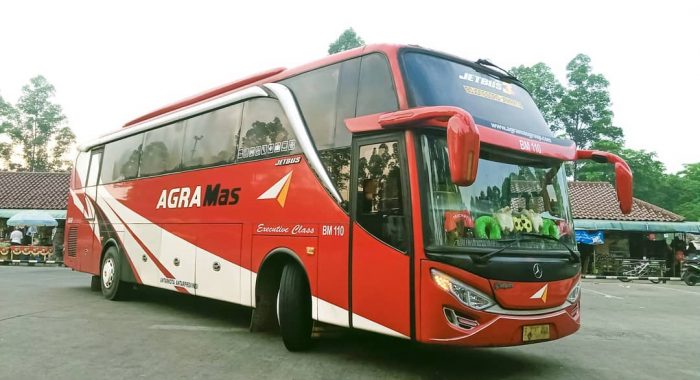Bus Agra Mas Jakarta Magetan