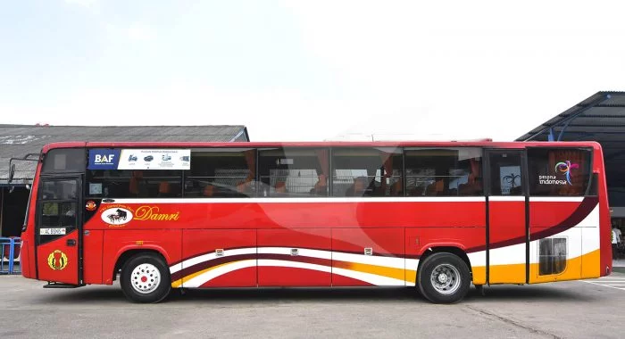 Bus Damri Jakarta Pekalongan