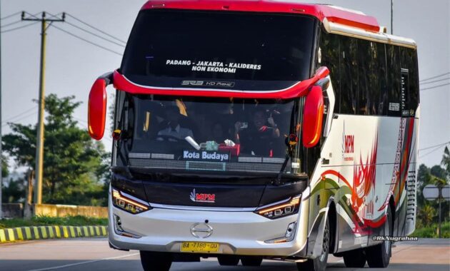 Armada Bus MPM Jakarta Padang