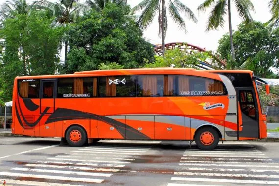 Bus PO Cipta Karunia