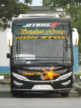 Kaca Anti Peluru Bus