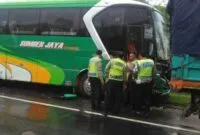 Bus Sumber Jaya