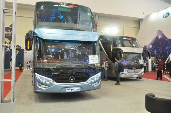 Bus Indonesia