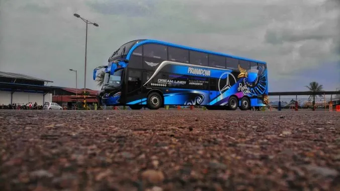 Bus Tingkat PO Primadona