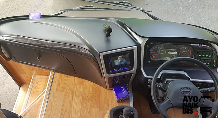 Dashboard Bus