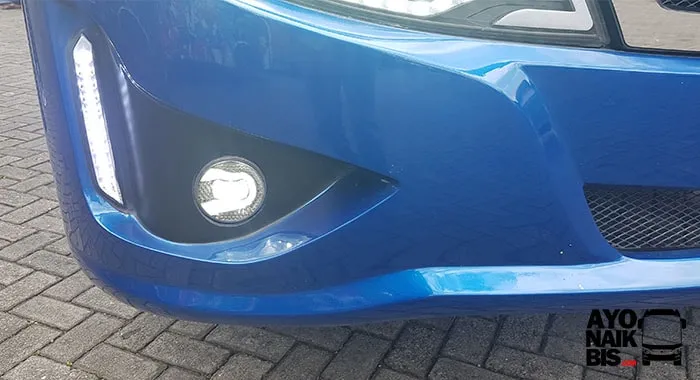 Model Foglamp Zeppelin M5