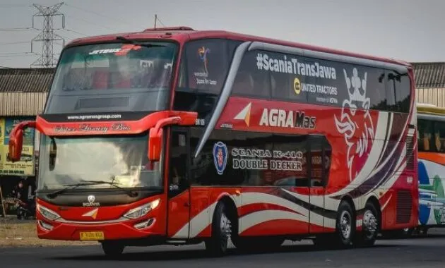 Bus Tingkat Agra Mas