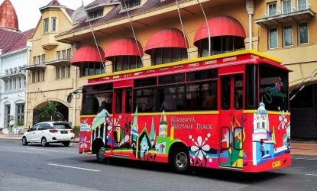 Bus Surabaya Heritage Track