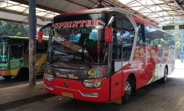 Bus Legacy laksana