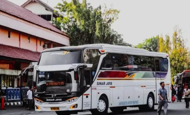 Bus Sinar Jaya