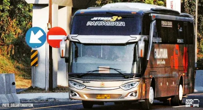 Bus Galatama Semarang