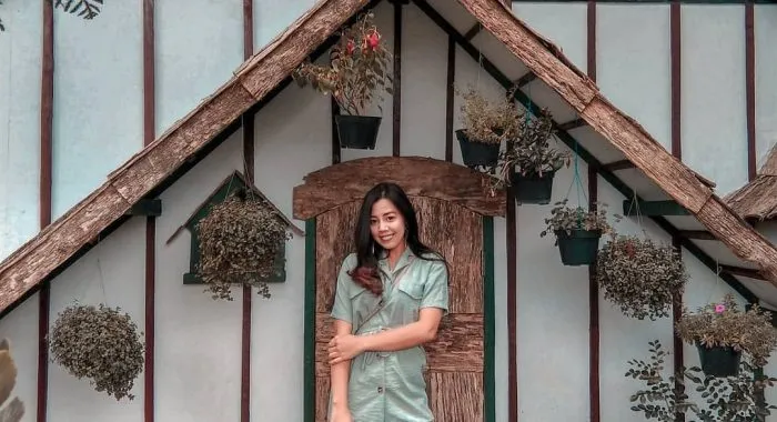 Rumah Hobbit Lembang